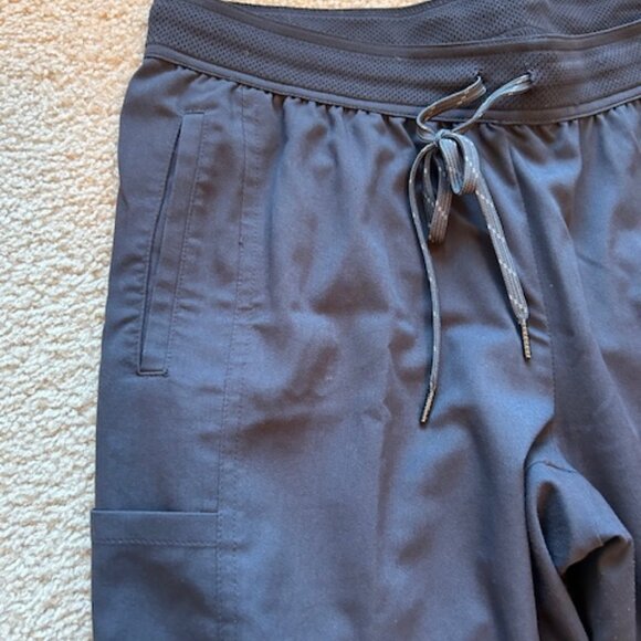 Women's scrubs - Picture 2 of 6